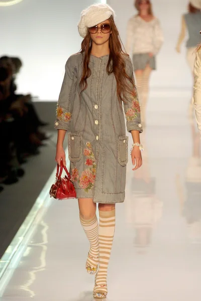 Look 5